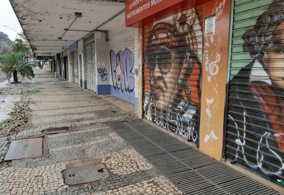 Juíza federal proíbe DF de reabrir novas atividades não essenciais