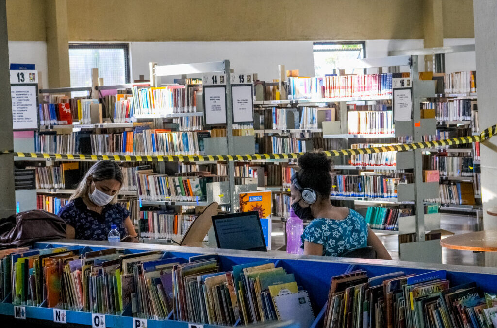 Um local tranquilo para estudar? Visite uma biblioteca pública