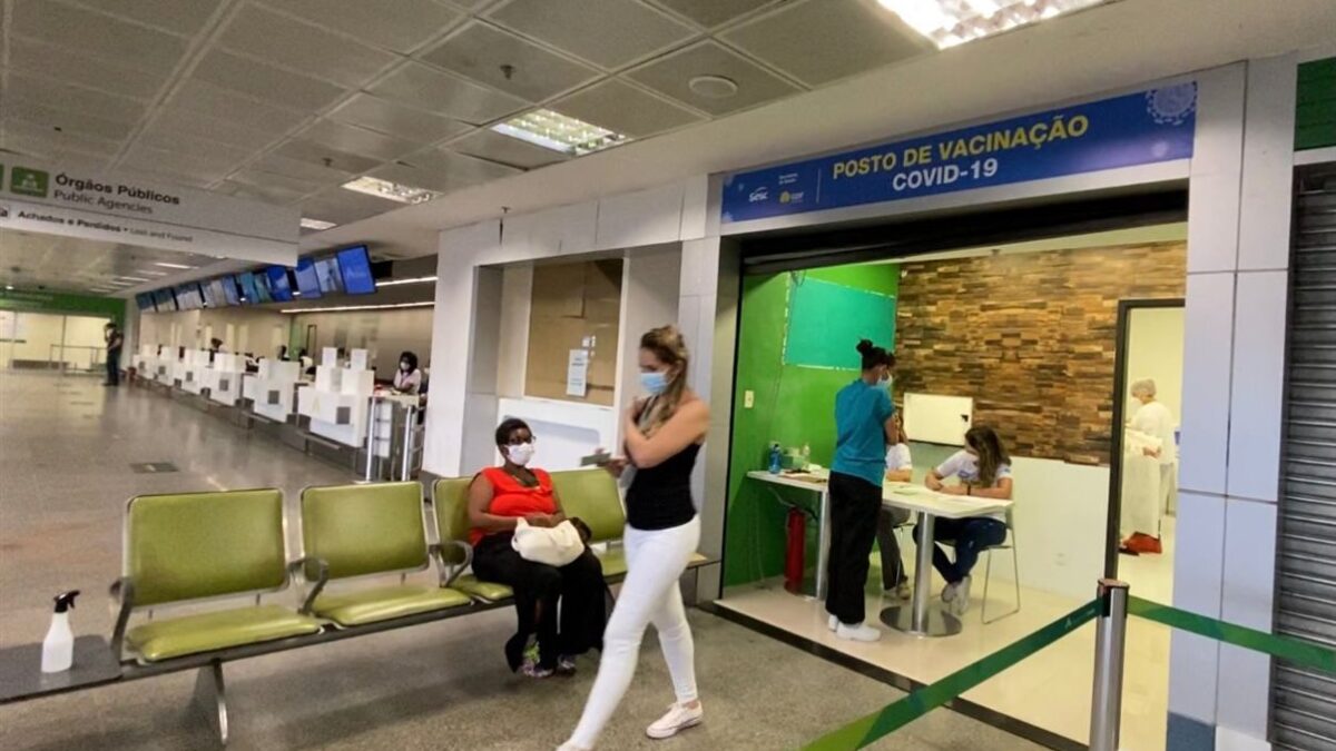 Vacinação do aeroporto de Brasília já está funcionando