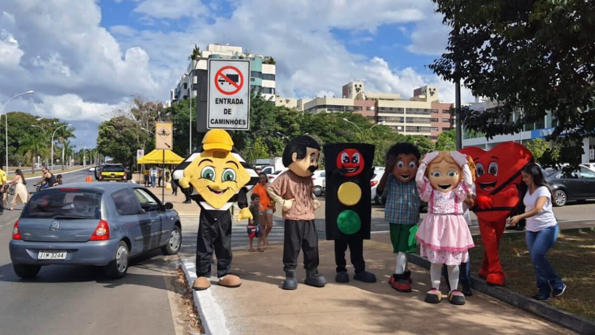 Uma blitz diferente em homenagem às mães