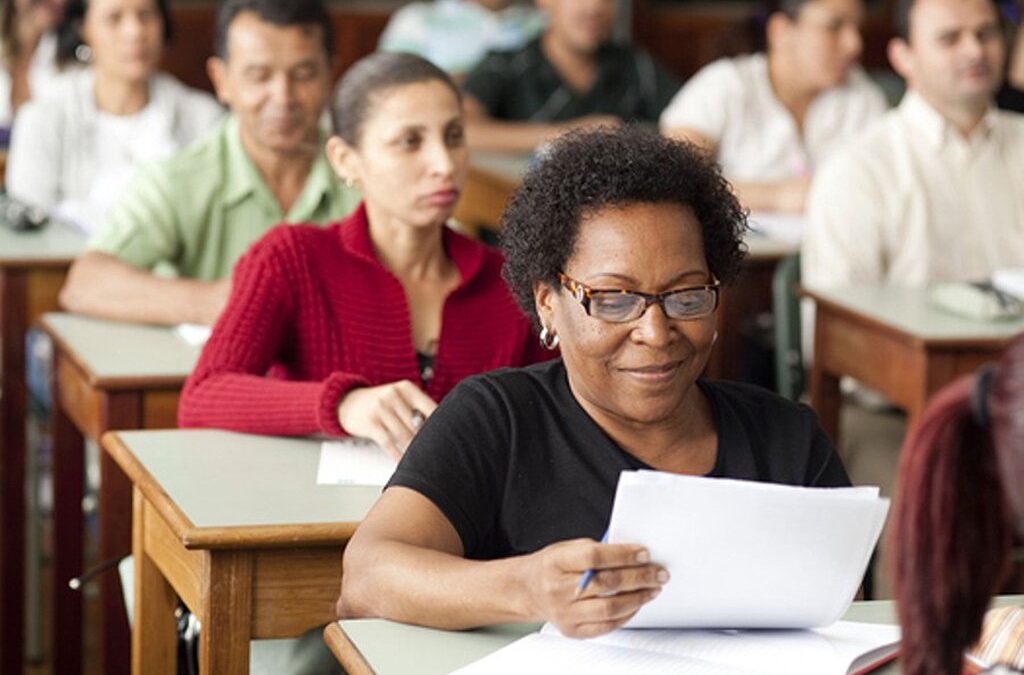 Educação de Jovens e Adultos abre inscrições para o segundo semestre