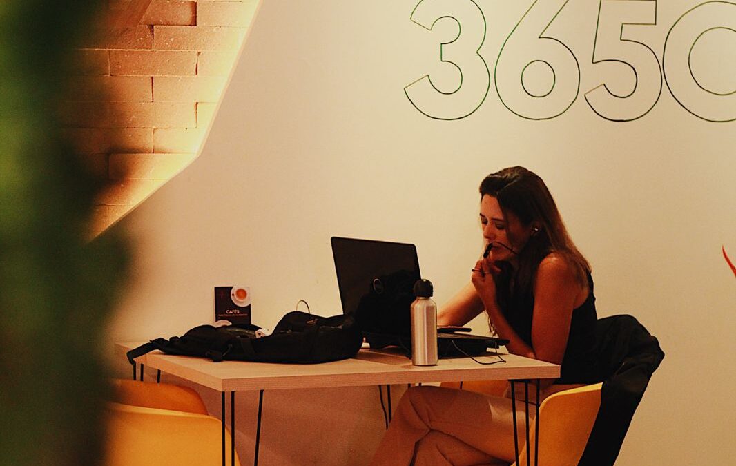 Coworking de Brasília promove ação com até 90% de desconto para estudantes