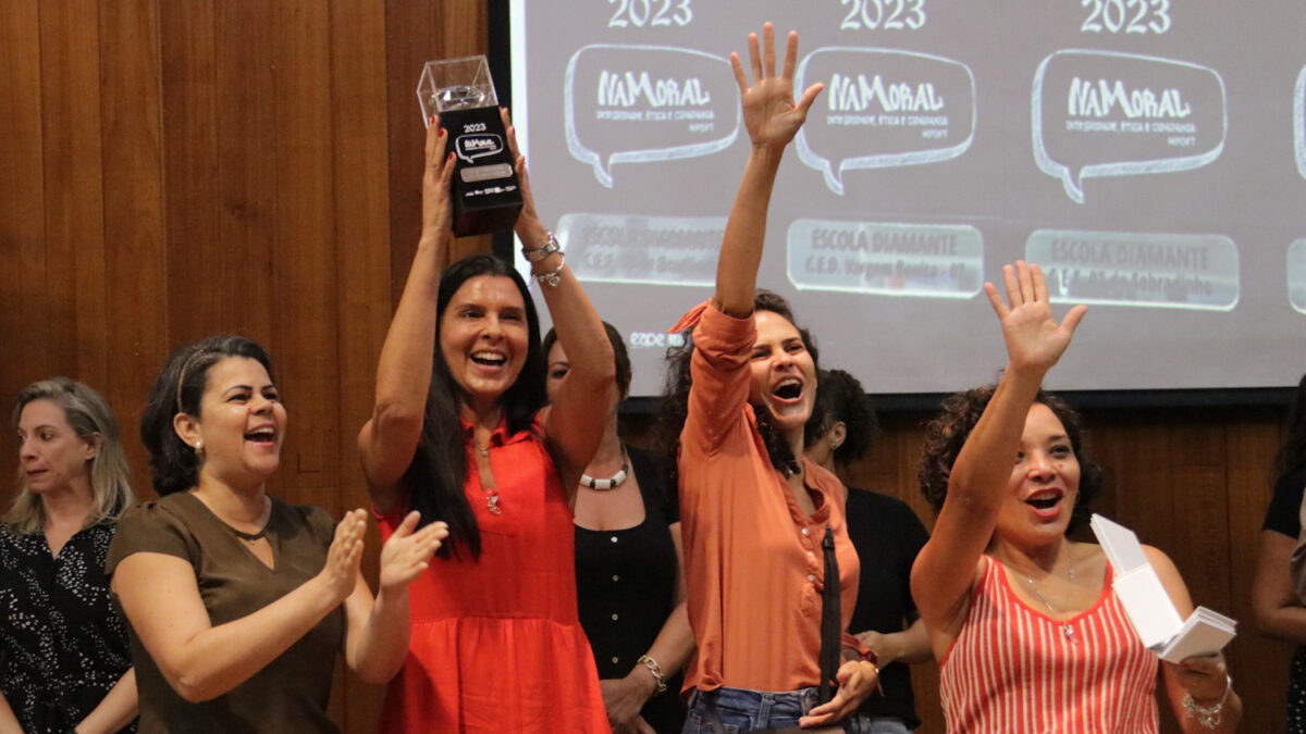 Escolas públicas são premiadas por participação no projeto NaMoral