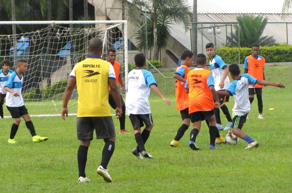 Projeto social abre mil vagas gratuitas para aulas de futebol