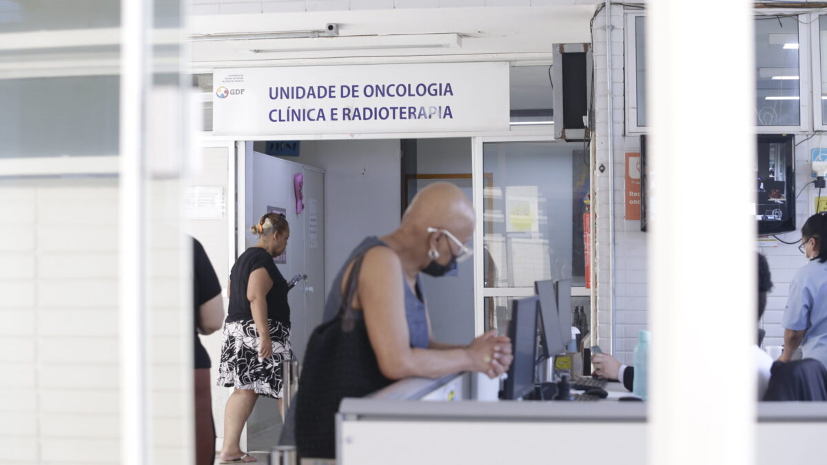 HBDF destaca importância da prevenção e tratamento integrado do câncer