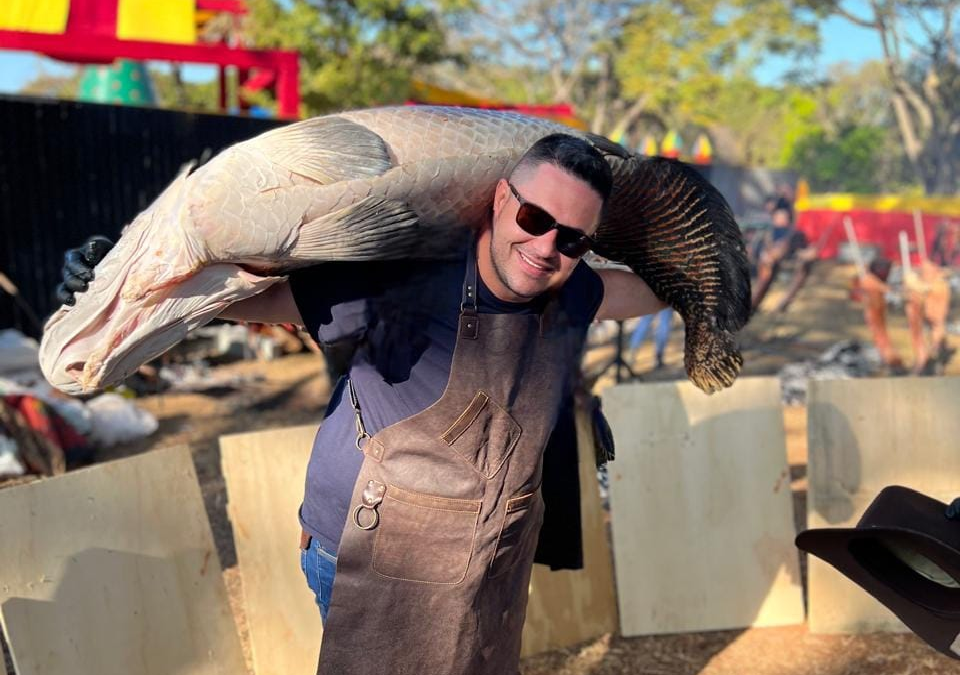 Restaurante Assados do Fred faz pela primeira vez, na Capital Federal, pirarucu indígena durante o Fogo Caipira Festival