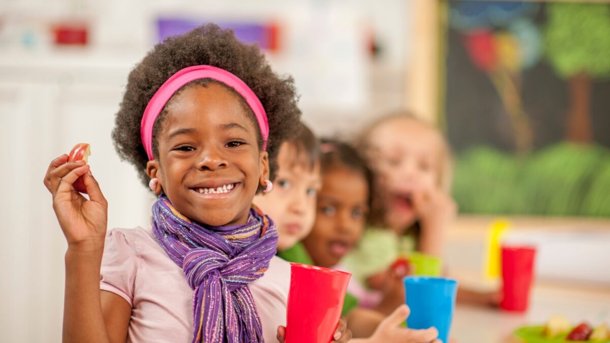 Saúde infantil: como manter a alimentação das crianças saudável durante as férias escolares