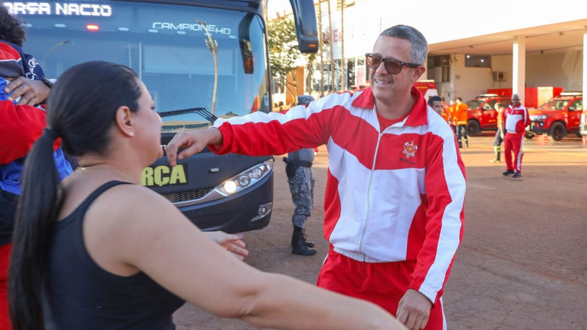 Bombeiros do DF enviados para ajudar em missão no Pantanal voltam para casa