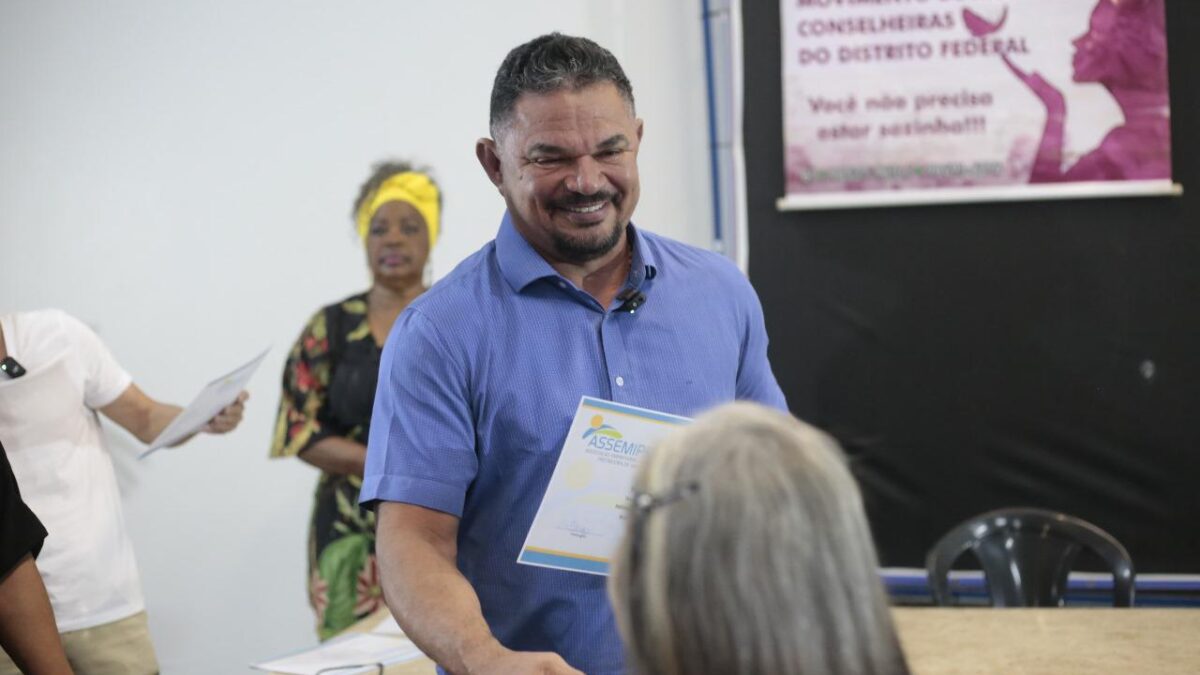 Projeto de lei incentiva a contratação de mulheres acima de 40 anos no DF