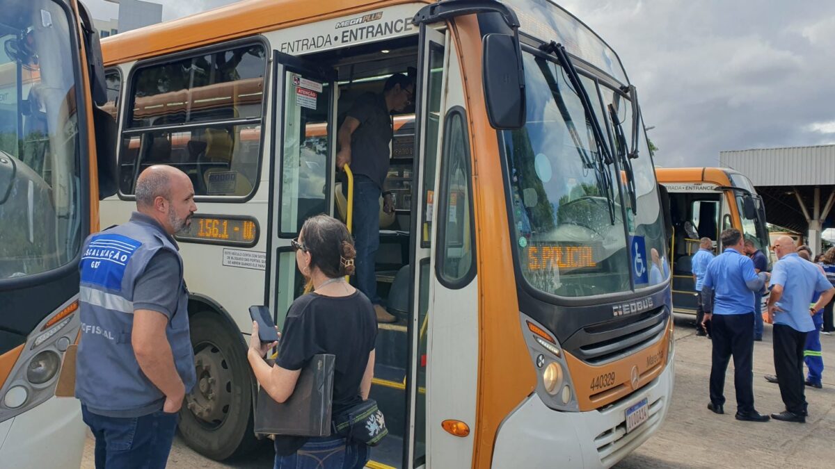 Operação São Pedro fiscaliza os ônibus do DF para o período de chuva