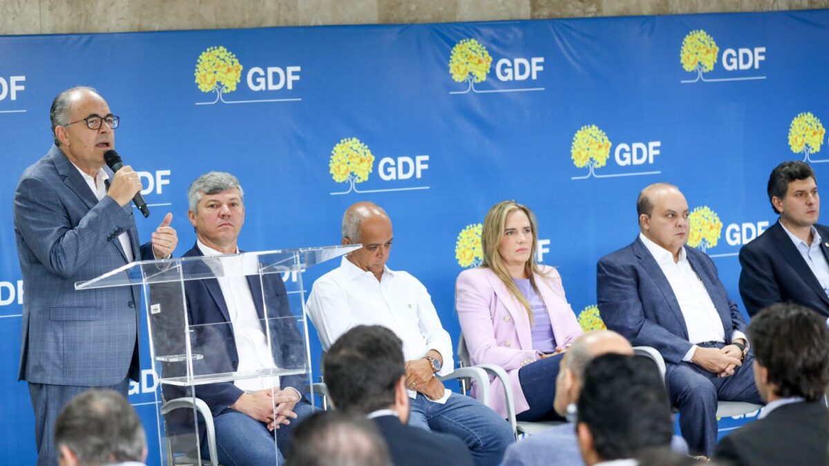 GDF lança programa para modernizar toda a iluminação pública do DF