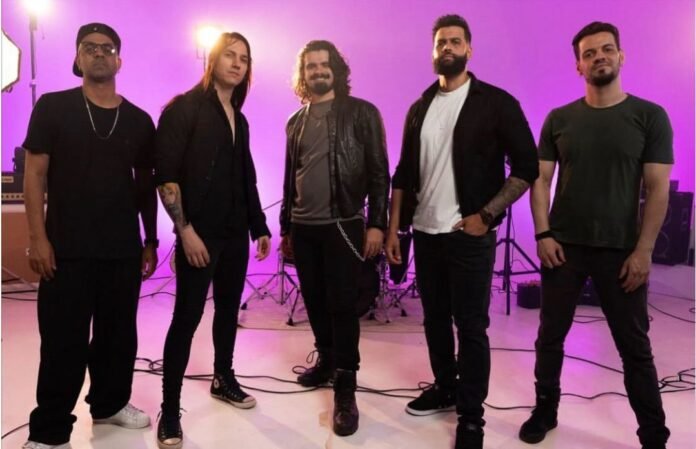 20251223151529_l_FotoDivulgao_PluralBand