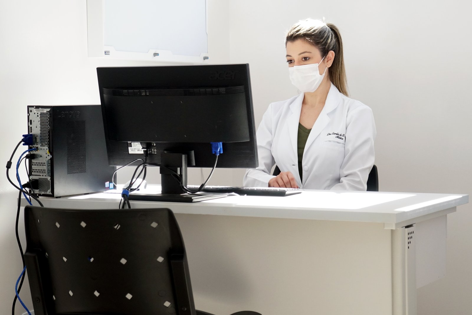 Aberta seleção em seis áreas da saúde e apoio hospitalar com salários de até R$ 16 mil