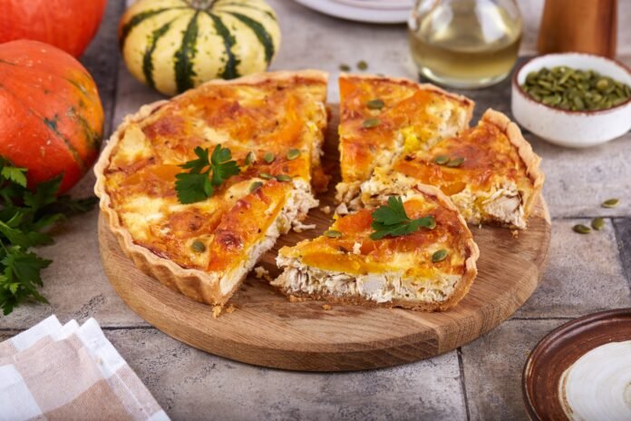 Quiche,Open,Tart,Pie,With,Pumpkin,And,Chicken,Meat.,Savory