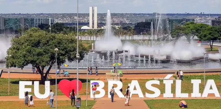 Turismo, áreas verdes e arquitetura moderna estimulam qualidade de vida de Brasília